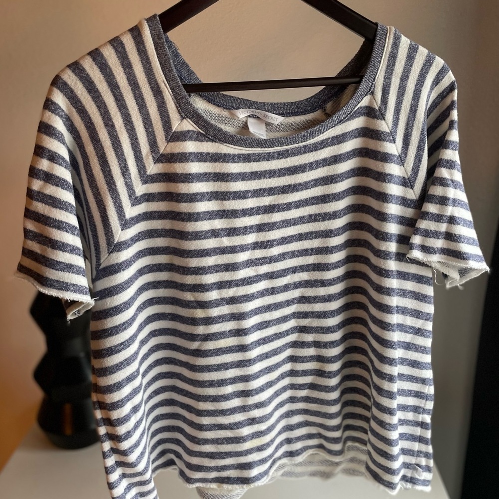 Victoria’s Secret T-Shirt Blue / White